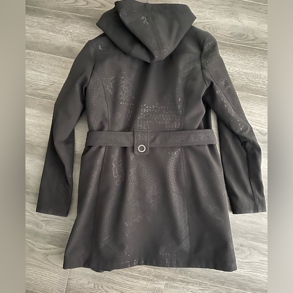 LOLE Jacket & Vest - Picture 4 of 6